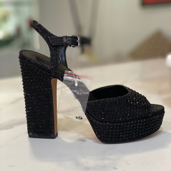 Michael Kors sandals - Picture 4 of 6